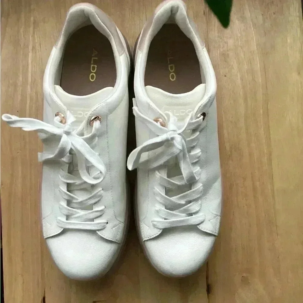 Aldo Blushcloud Women Round Closed Toe Sneakers size US10